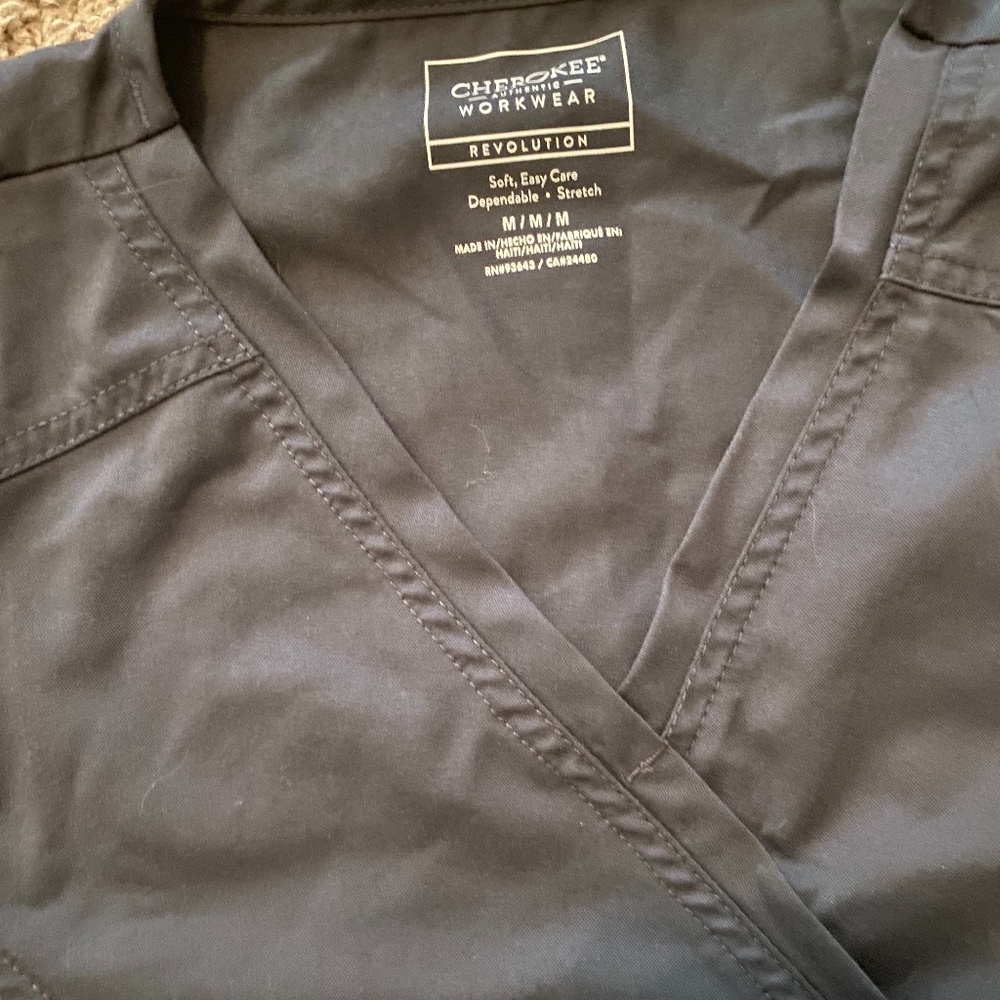 Gray Cherokee scrub top